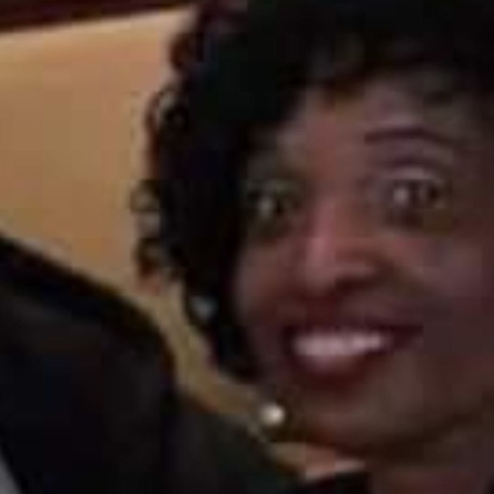 Meet your Posher, Vencella